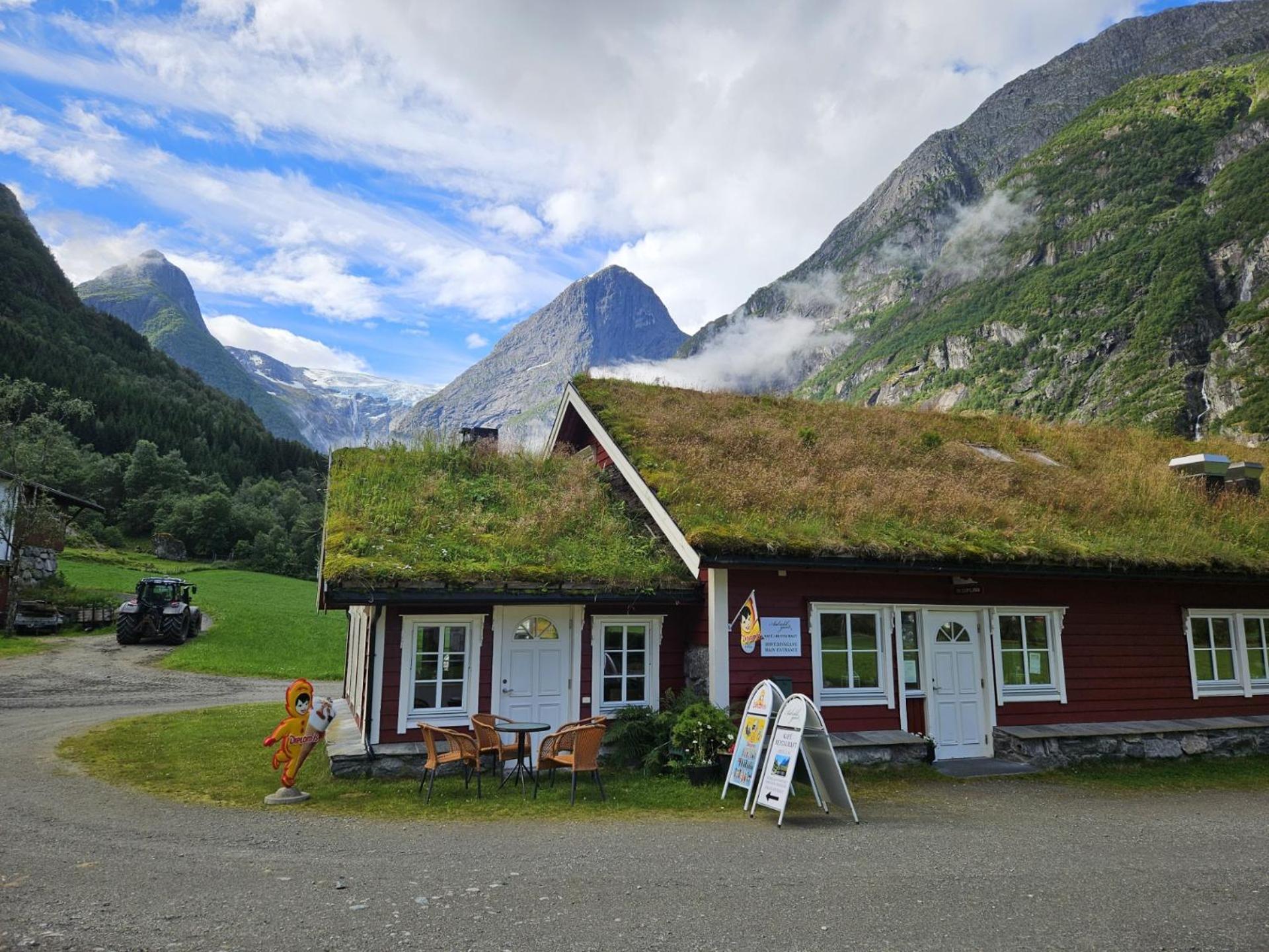 Villa Trollbu Aabrekk Gard Briksdalsbre Exterior foto
