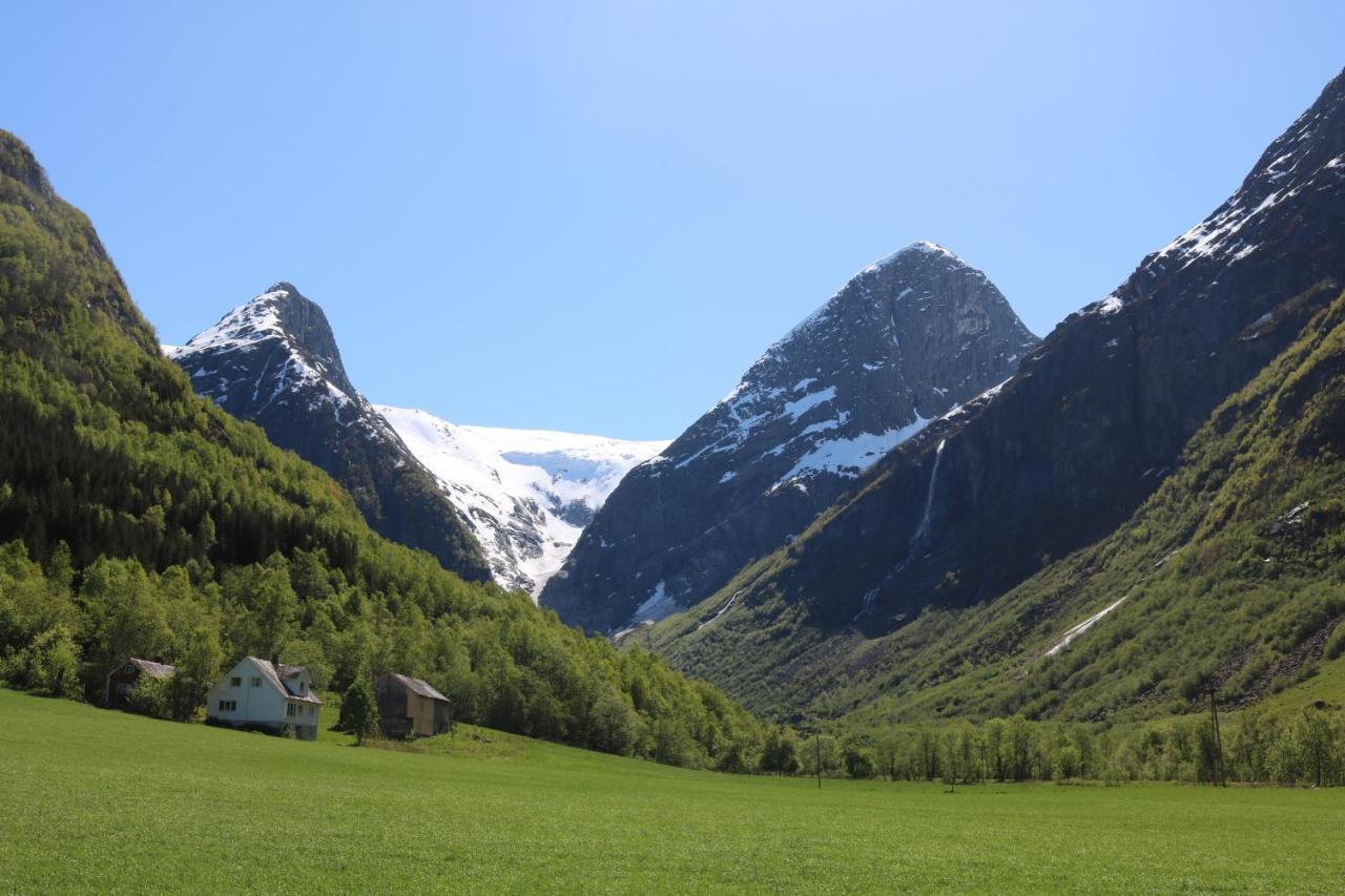 Villa Trollbu Aabrekk Gard Briksdalsbre Exterior foto